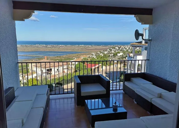 Casa Lina Belavista